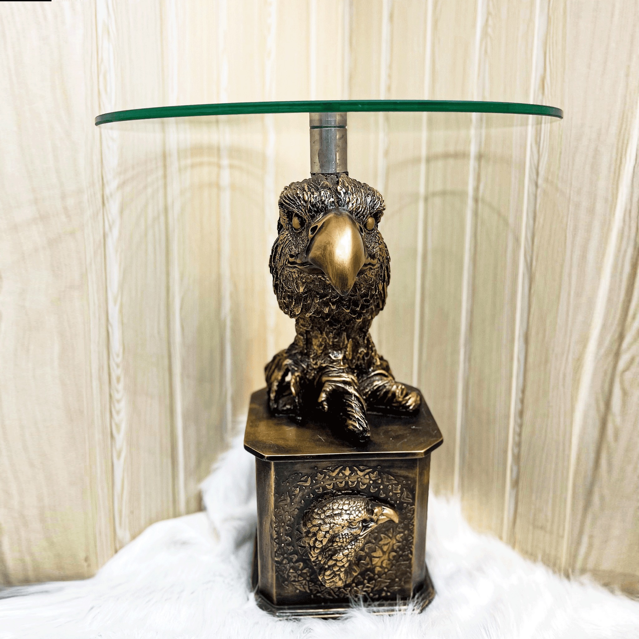 a90 EAGLE'S PERCH TABLE