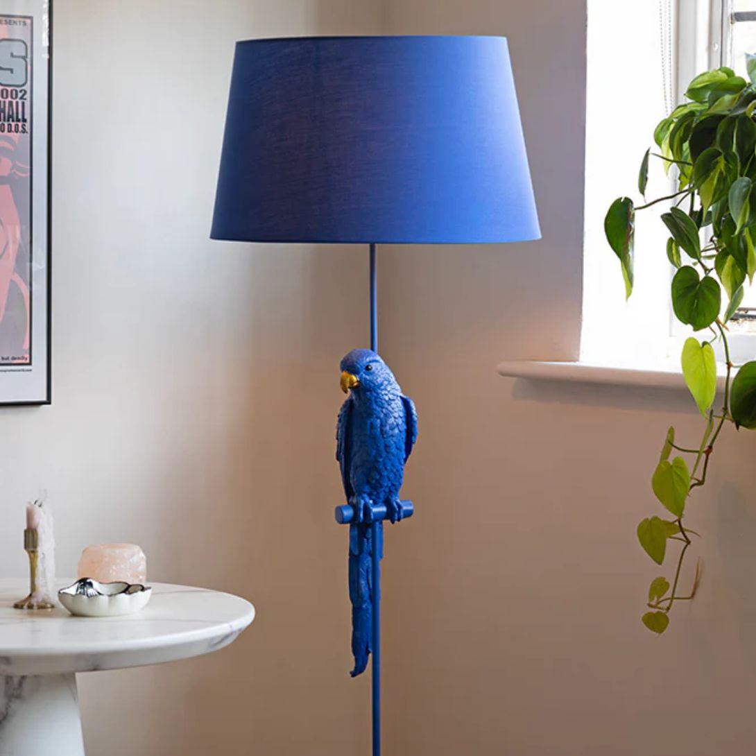 1 BOLD BLUE PARROT FLOOR LAMP WITH SHADE