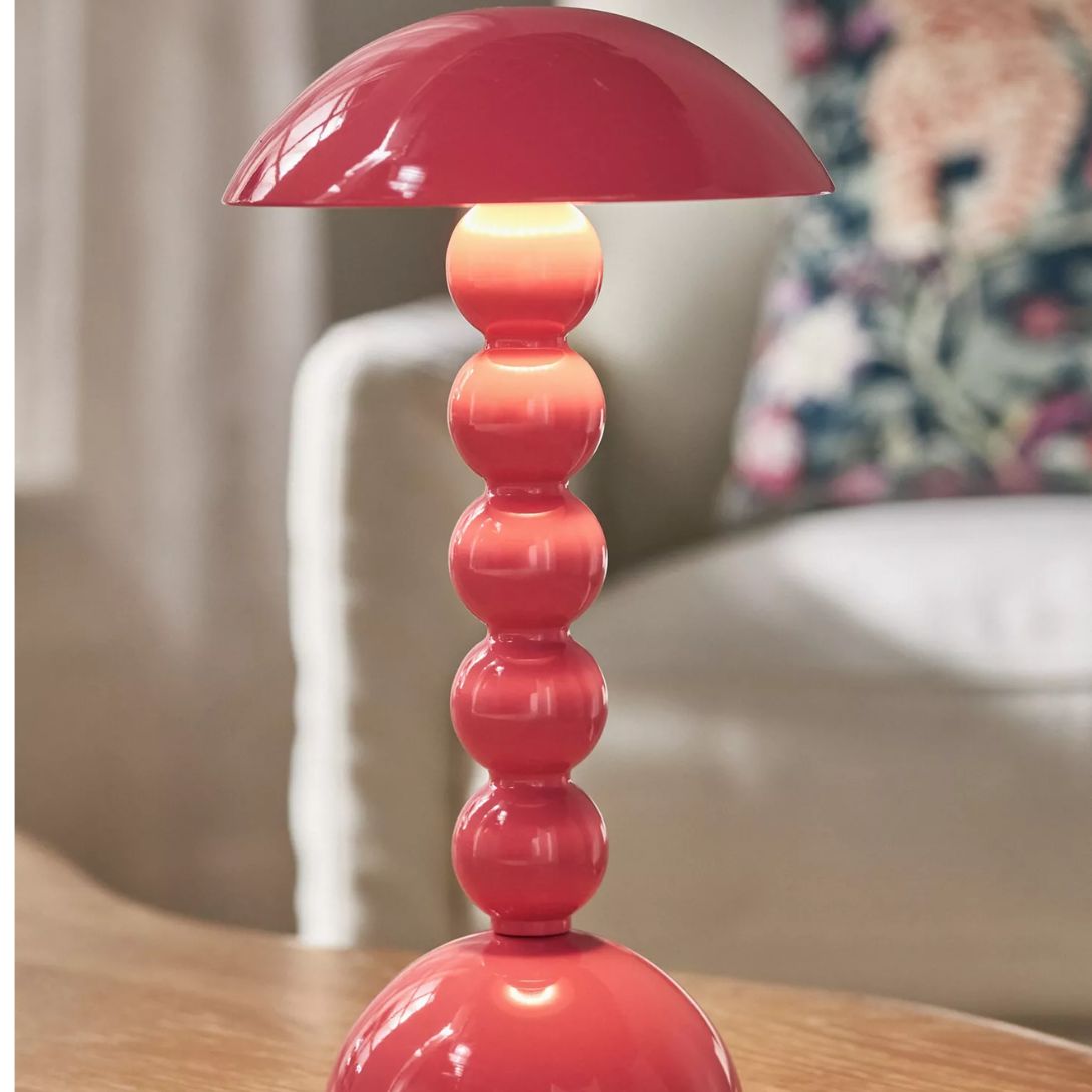 1 BOBBIN LED CORDLESS RECHARGEABLE TABLE LAMP PINK