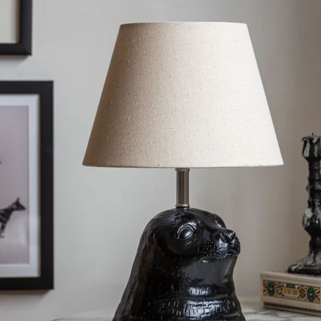 1 STANLEY THE BLACK SEAL TABLE LAMP WITH LINEN SHADE