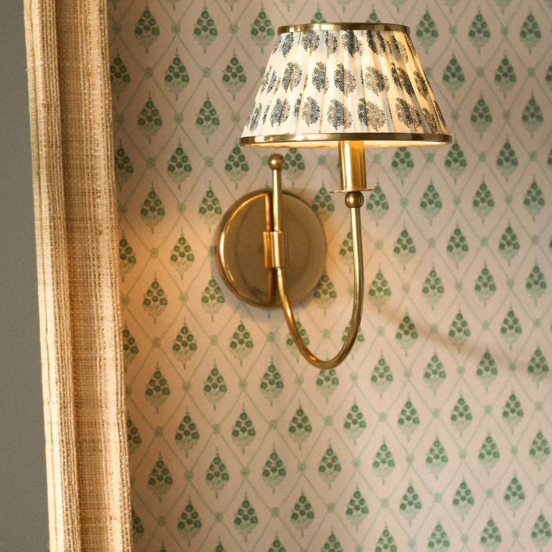1 LEE RUCHED PRINTED SHADE BRASS SCONCE FLORAL BLOCK PRINT
