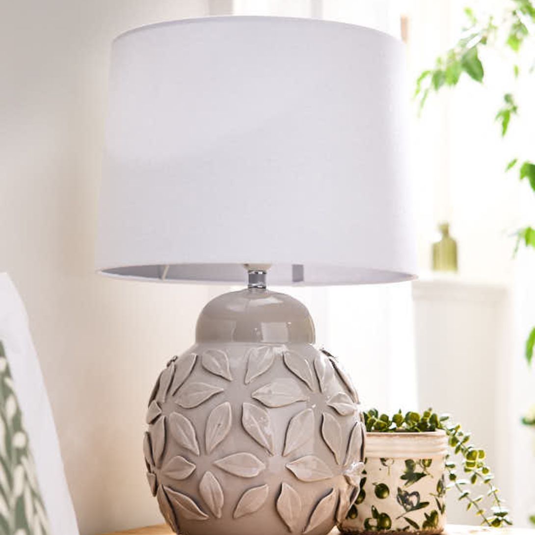 1 GREY CERAMIC FLORAL LAMP