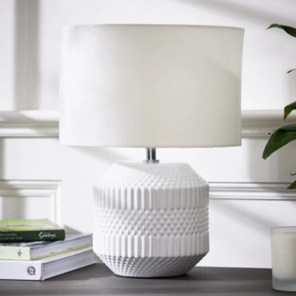 WIDE KOLDING GEOMETRIC TABLE LAMP