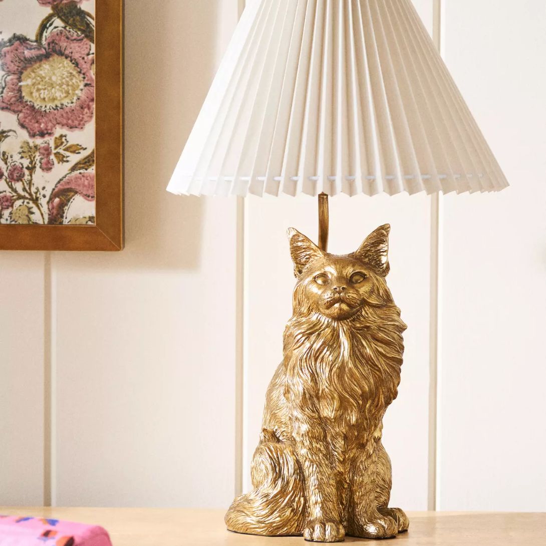 The Icon Maine Coon Cat Table Lamp | Animal Lamps 1 THE ICON TABLE LAMP CAT EDITION MAINE COON