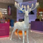 FAWN SCULPTURE FLOOR LAMP WHITE