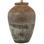 HIGH CERAMIC VASE TABLE LAMP
