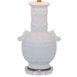 CREAM CRACKLED GLAZE PORCELAIN VASE TABLE LAMP