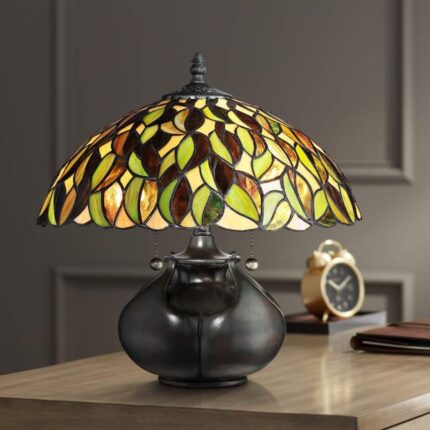 QUOIZEL GREENWOOD TIFFANY STYLE TABLE LAMP