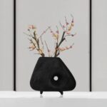 ORGANIC VOID VASE BLACK