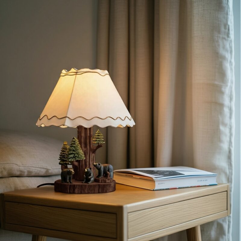 RUSTIC BEAR TABLE LAMP WALNUT