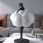 GRACEFUL CLOUD LADY