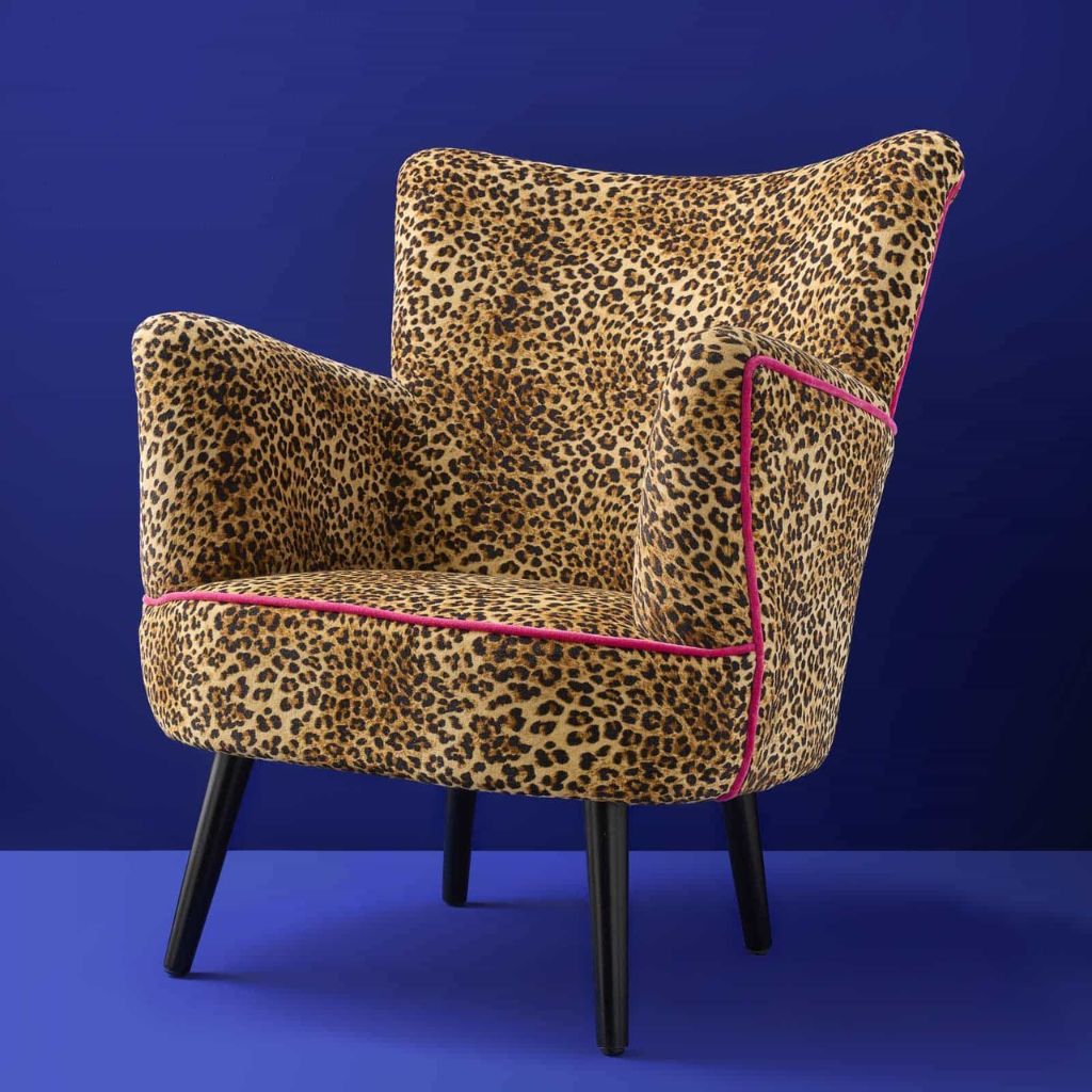 Armchair with Leopard Print Jungle Love Bold Armchair for Living Room Armchair with Leopard Print Jungle Love Bold Armchair for Living Room