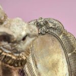 Deco Figure/card Holder Rabbit animal sculpture