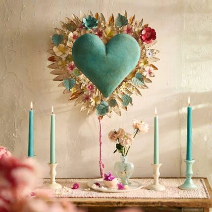 FLORAL HEART IRON SCONCE LIGHT