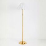 ANTIQUE BRASS CLASSIC FLOOR LAMP WITH SCALLOPED SHADE